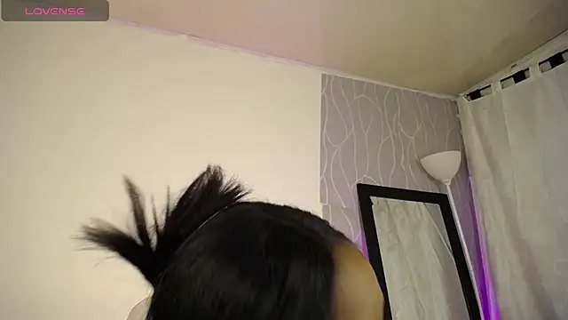 Snapshot of Britanymooree chatting on 02.07.25 Britanymooree online show from 02.07.25