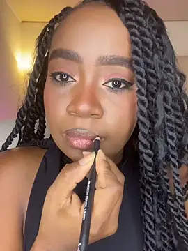 Snapshot of Britanymooree chatting on 02.23.26 Britanymooree online show from 02.23.26