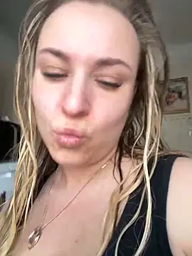 OlgaBuzzz online show from 02.20.25