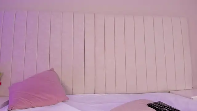 Snapshot of Littleolivia_ chatting on 01.30.25 Littleolivia online show from 01.30.25