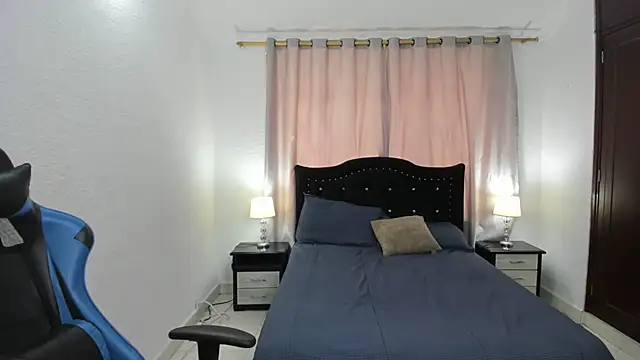 Debora brown online show from 03.08.25