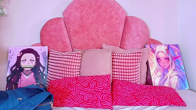 AmbarHills 1 online show from 04.12.26