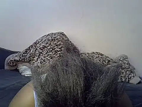 Snapshot of sweet_gal01 chatting on 12.20.24 sweet gal01 online show from 12.20.24