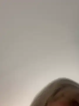 mia foxts online show from 03.23.25