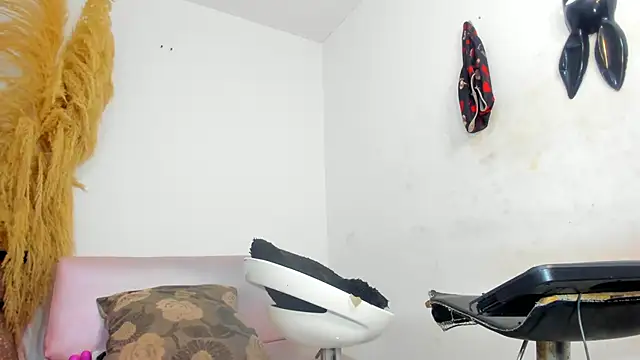 mia foxts online show from 01.17.26