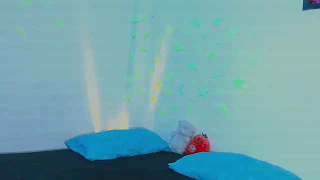 Snapshot of arnold_laurent_ chatting on 03.22.25 arnold laurent online show from 03.22.25