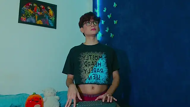 Snapshot of arnold_laurent_ chatting on 11.13.25 arnold laurent online show from 11.13.25