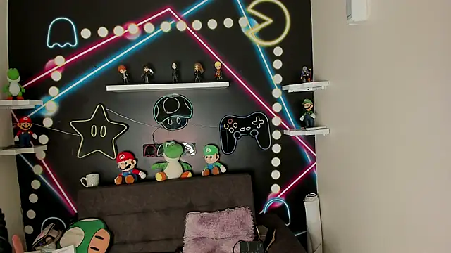 AbbyWathson online show from 03.22.25