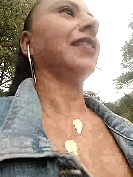 andreu mature online show from 02.19.26