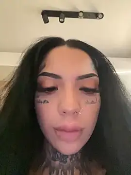 CreamyInkky  online show from 12.13.24