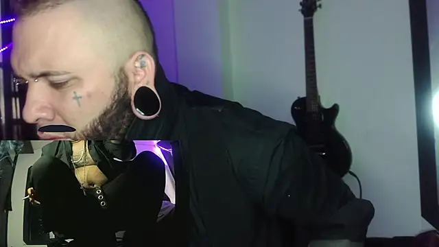 darkclothes online show from 01.02.25