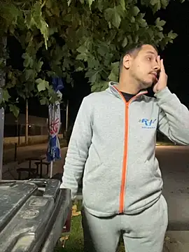 Snapshot of baramadalin chatting on 10.28.25 baramadalin online show from 10.28.25