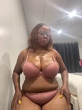 Nomthie online show from 11.09.25