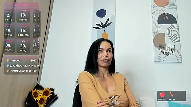 Evawalker  online show from 02.19.25