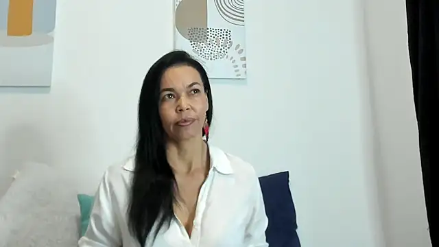 Evawalker  online show from 03.04.25