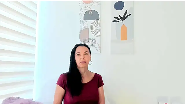 Evawalker  online show from 10.14.25