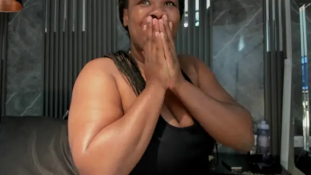 SaraiEvans online show from 09.12.25