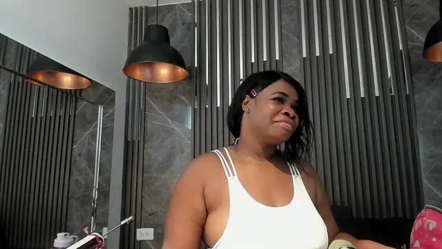 SaraiEvans online show from 11.14.25