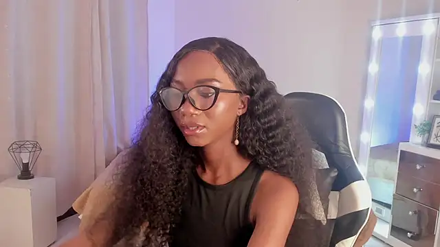 SavannahWildee online show from 01.13.25