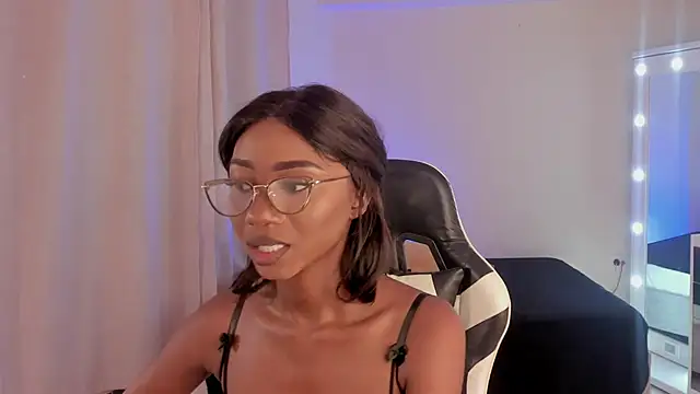 SavannahWildee online show from 01.27.25