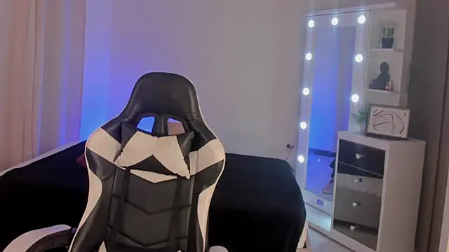 SavannahWildee online show from 01.29.25