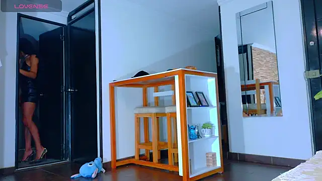 alya lovecraft02 online show from 12.16.25