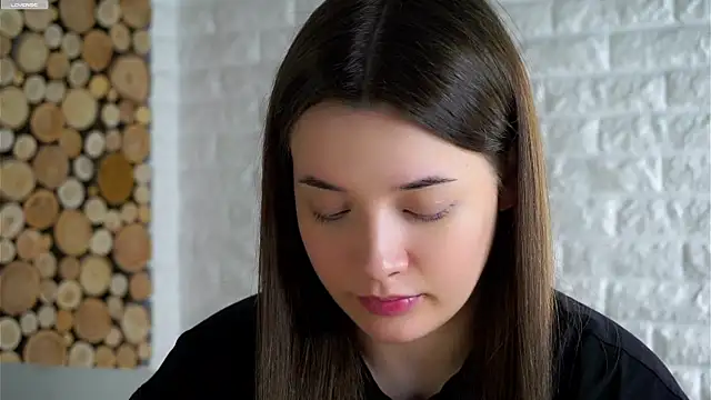 LowOncoming online show from 12.22.25