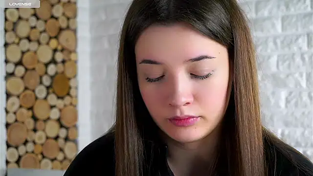 LowOncoming online show from 01.08.26