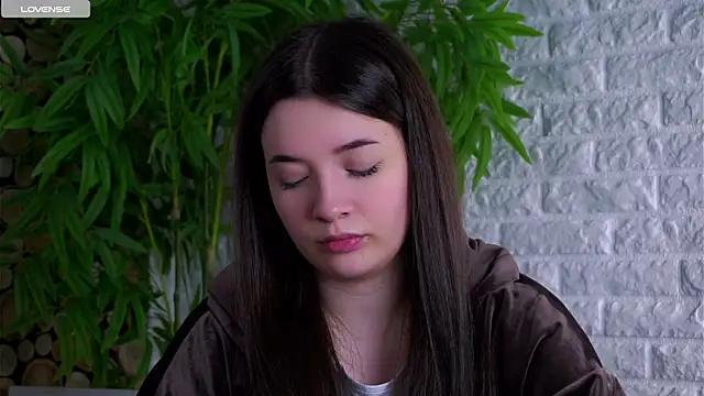 LowOncoming online show from 04.29.26