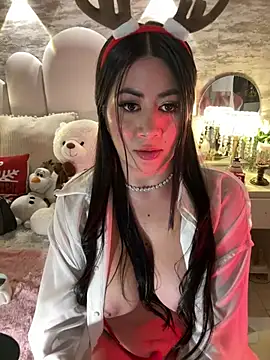  MadiLee  online show from 12.23.24