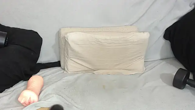 Snapshot of qustci-couple chatting on 02.03.25 qustci-couple online show from 02.03.25