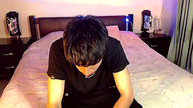 Snapshot of pipeynick chatting on 12.20.24 pipeynick online show from 12.20.24