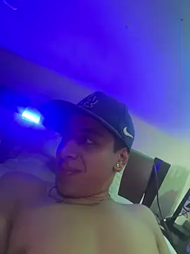 Snapshot of pipeynick chatting on 12.29.24 pipeynick online show from 12.29.24