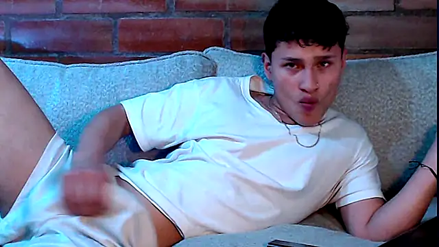 Snapshot of pipeynick chatting on 10.29.25 pipeynick online show from 10.29.25