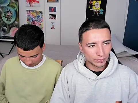 Snapshot of sweet_boys_xx chatting on 12.12.24 sweet boys xx online show from 12.12.24