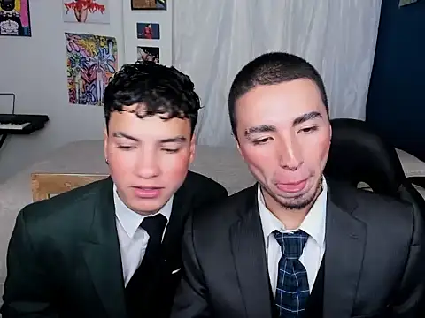 Snapshot of sweet_boys_xx chatting on 02.25.25 sweet boys xx online show from 02.25.25