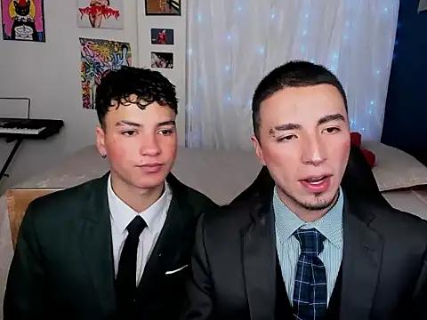 Snapshot of sweet_boys_xx chatting on 03.05.25 sweet boys xx online show from 03.05.25