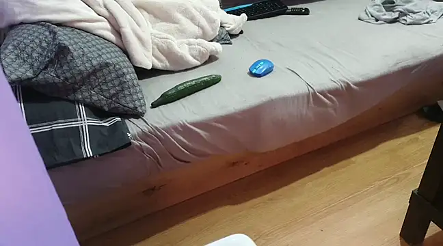 eblata04 online show from 03.04.25