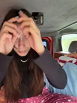 Snapshot of SOFIASWEETSECRETT chatting on 02.27.26 SOFIASWEETSECRETT online show from 02.27.26