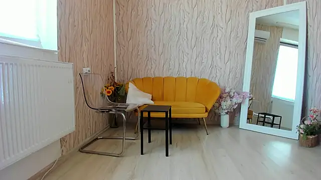 AishaRouhi online show from 02.26.25