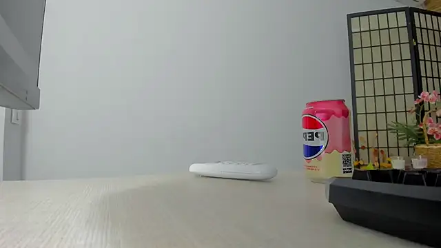 AishaRouhi online show from 09.09.25