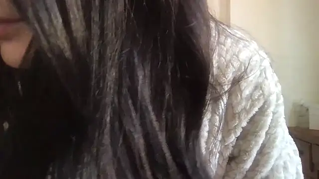 paolajonez online show from 11.21.25