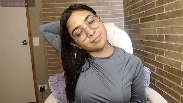 helenacyruss online show from 02.12.26