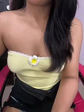 LeisyXO online show from 04.24.26
