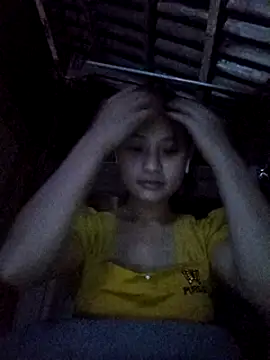 Snapshot of trieungoclnt chatting on 12.27.24 trieungoclnt online show from 12.27.24