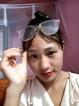 Snapshot of trieungoclnt chatting on 10.10.25 trieungoclnt online show from 10.10.25