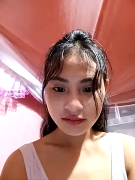 Snapshot of trieungoclnt chatting on 10.28.25 trieungoclnt online show from 10.28.25