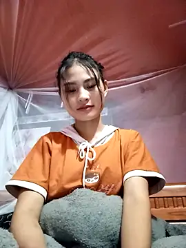 Snapshot of trieungoclnt chatting on 11.12.25 trieungoclnt online show from 11.12.25