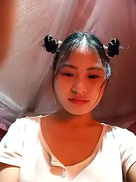 Snapshot of trieungoclnt chatting on 12.23.25 trieungoclnt online show from 12.23.25