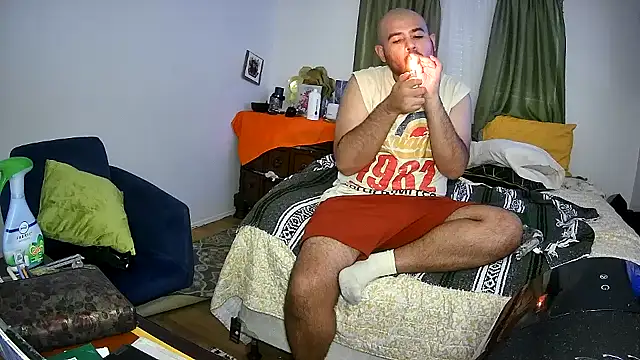 Snapshot of JooveyRose chatting on 09.20.25 JooveyRose online show from 09.20.25